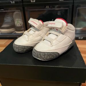 Jordan 3 - White Cement / Size 3c